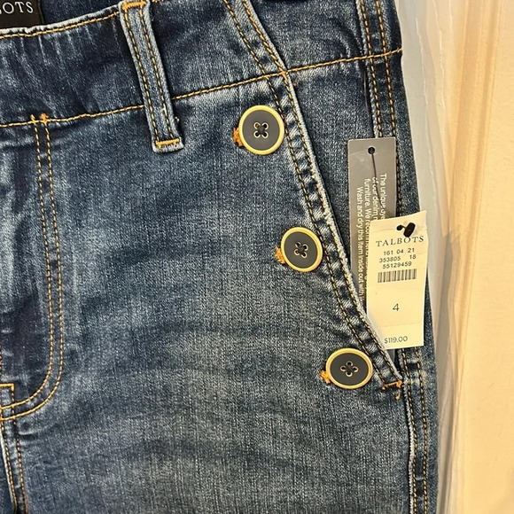 Talbots Women’s (4) Wide Leg Jeans High Waist Marina Wash Sailor Buttons NWT - Picture 6 of 8
